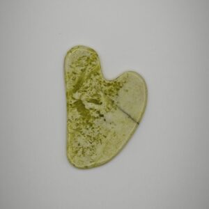 Gua sha jade verde